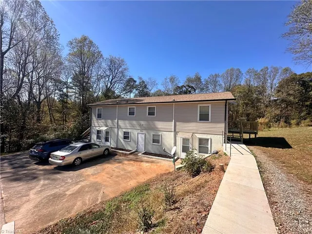 $400,000 | 356 Tindall Drive, Unit 1 2 3 4, North Wilkesboro, NC 28659