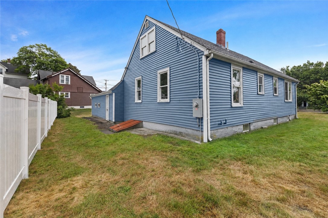 3507 Mendon Road Cumberland, RI 02864 - Photo 18 of 19