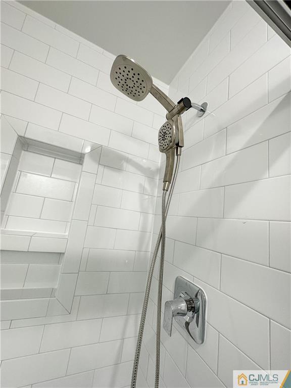 3606 Hana Road Edison, NJ 08817 - Photo 19 of 27
