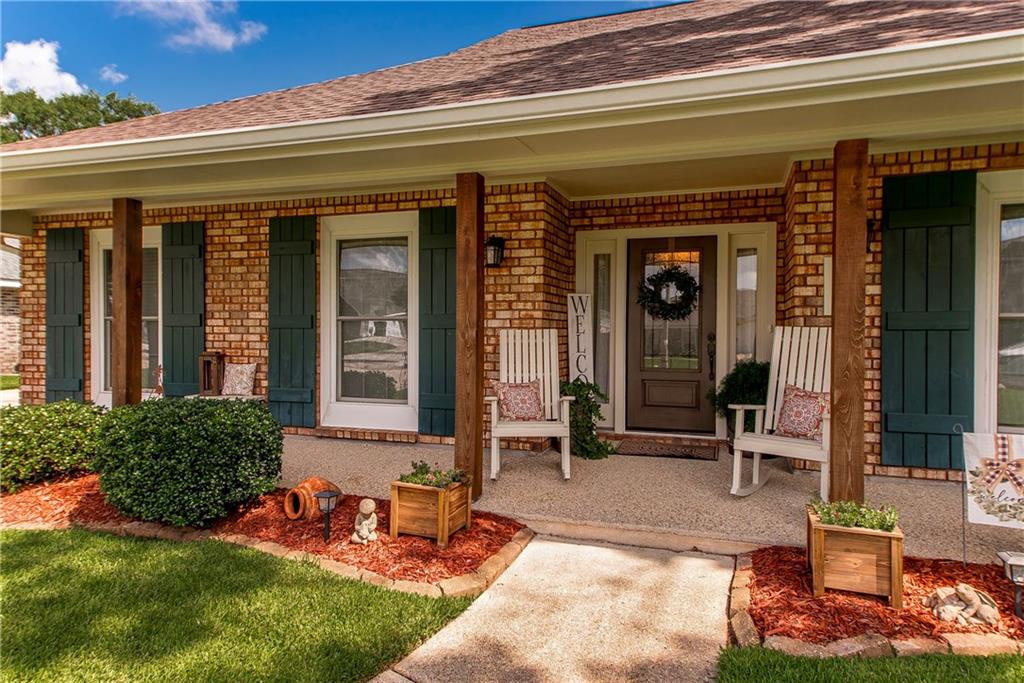 319 Devon Road Laplace, LA 70068 - Photo 3 of 43 Gallery Image 3
