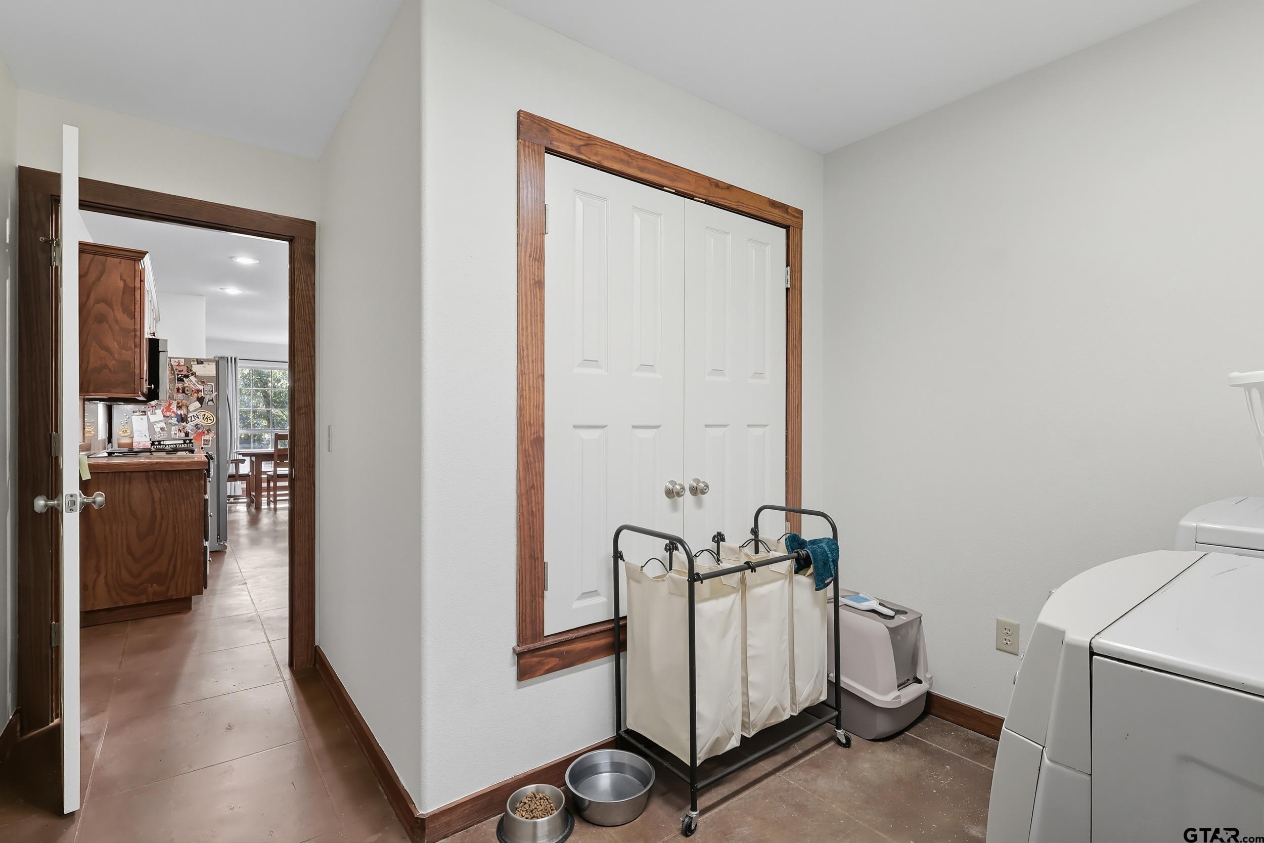 404 County Road 4220 Mount Pleasant, TX 75455 - Photo 20 of 34