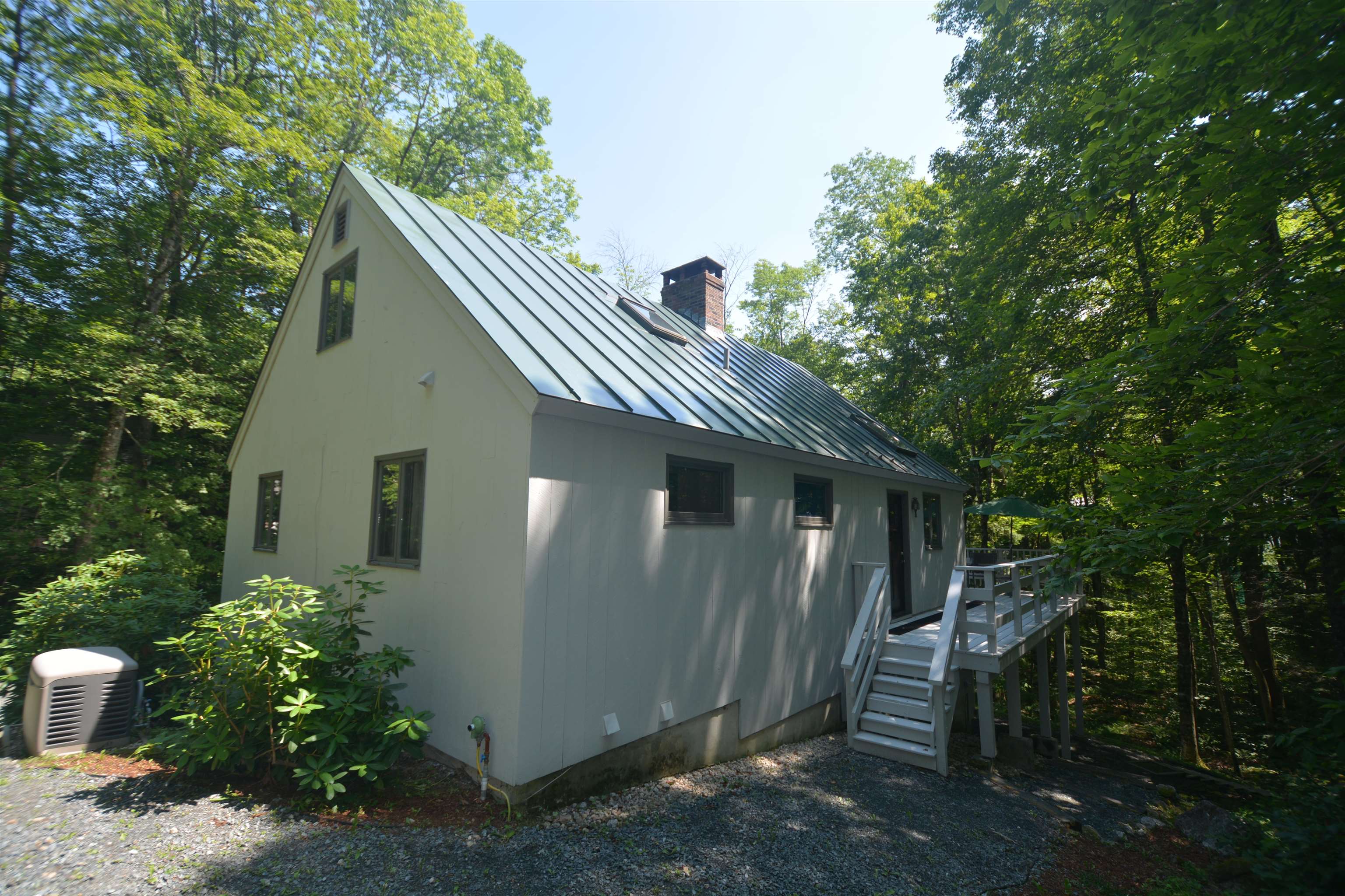 23 Hummingbird Hill Grantham, NH 03753 - Photo 2 of 24