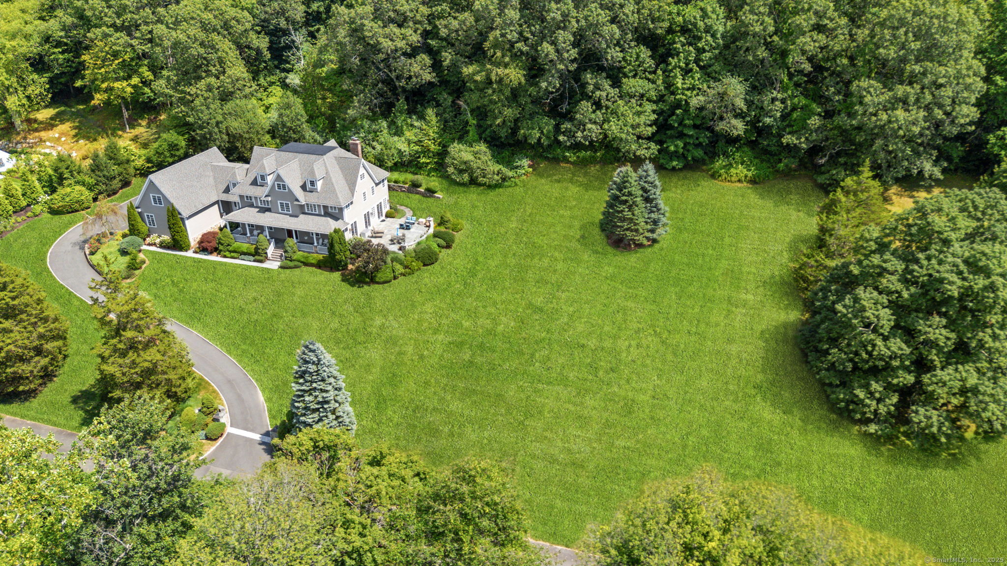 2 Longwood Drive Redding, CT 06896 - Photo 17 of 26