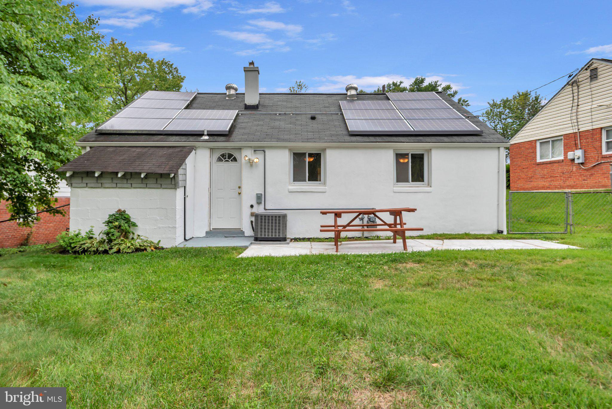6944 Decatur Place Hyattsville, MD 20784 - Photo 10 of 38 Gallery Image 10