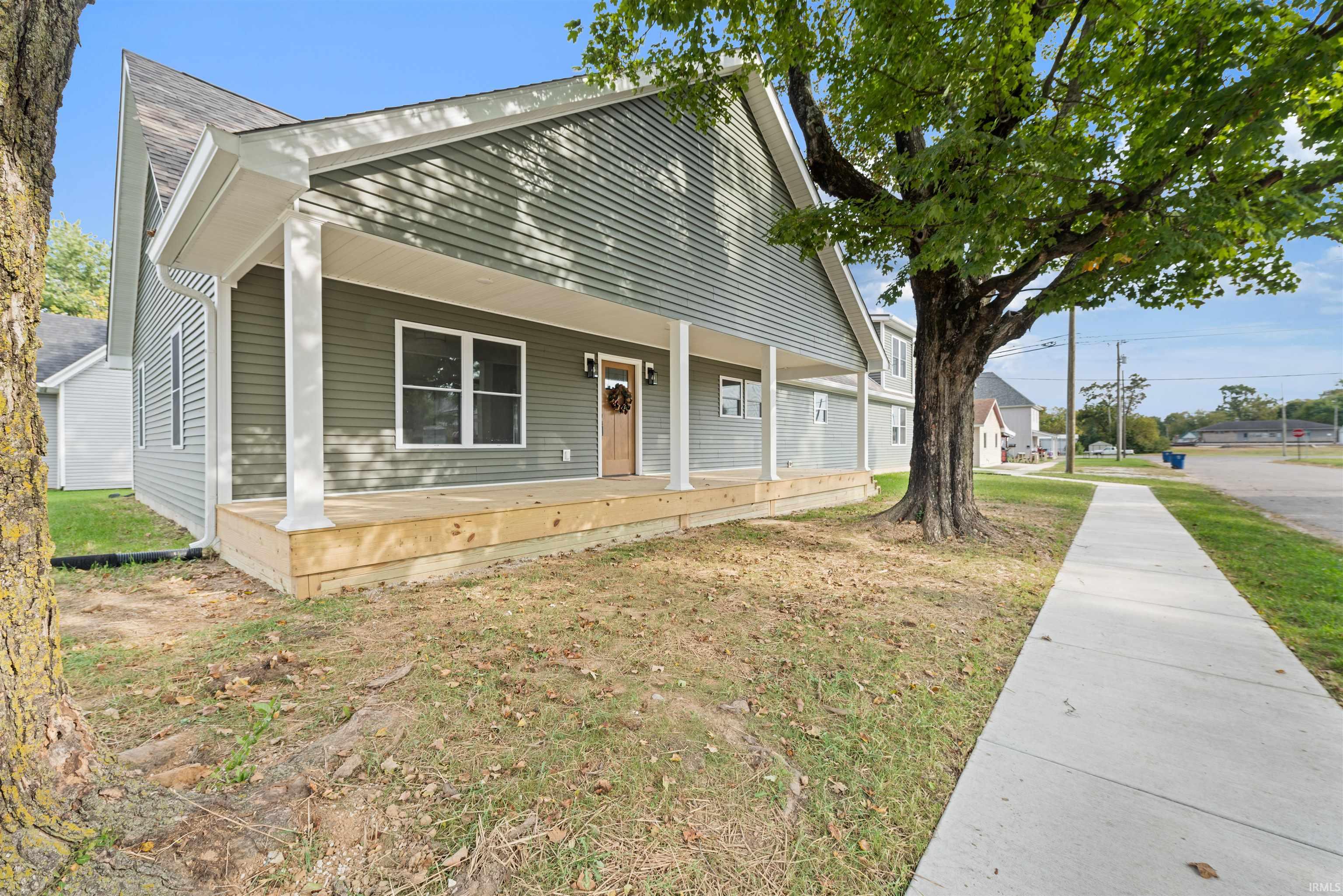 324 West Warren Street Mitchell, IN 47446 - Photo 4 of 39 Gallery Image 4
