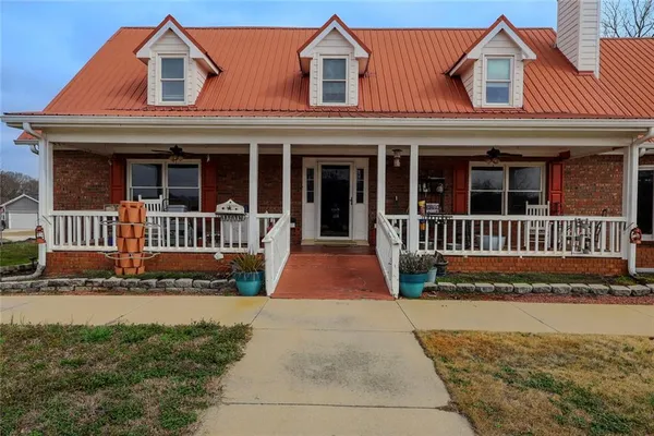 $599,900 | 160 Highway 320, Carnesville, GA 30521