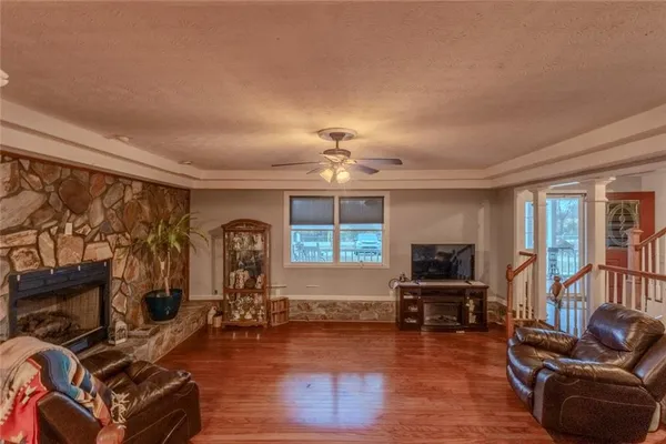 $599,900 | 160 Highway 320, Carnesville, GA 30521