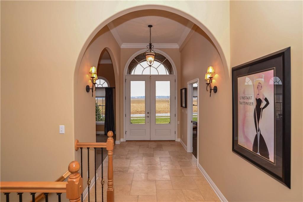2260 West Carr Hill Road Columbus, IN 47201 - Photo 3 of 35 Gallery Image 3