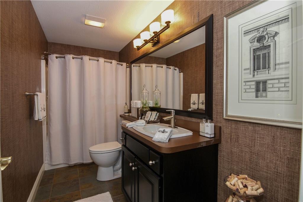 2260 West Carr Hill Road Columbus, IN 47201 - Photo 28 of 35 Gallery Image 28