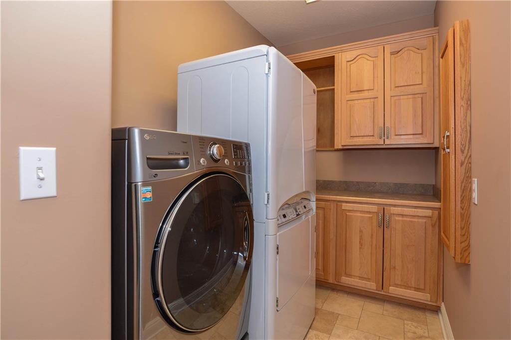 2260 West Carr Hill Road Columbus, IN 47201 - Photo 29 of 35 Gallery Image 29
