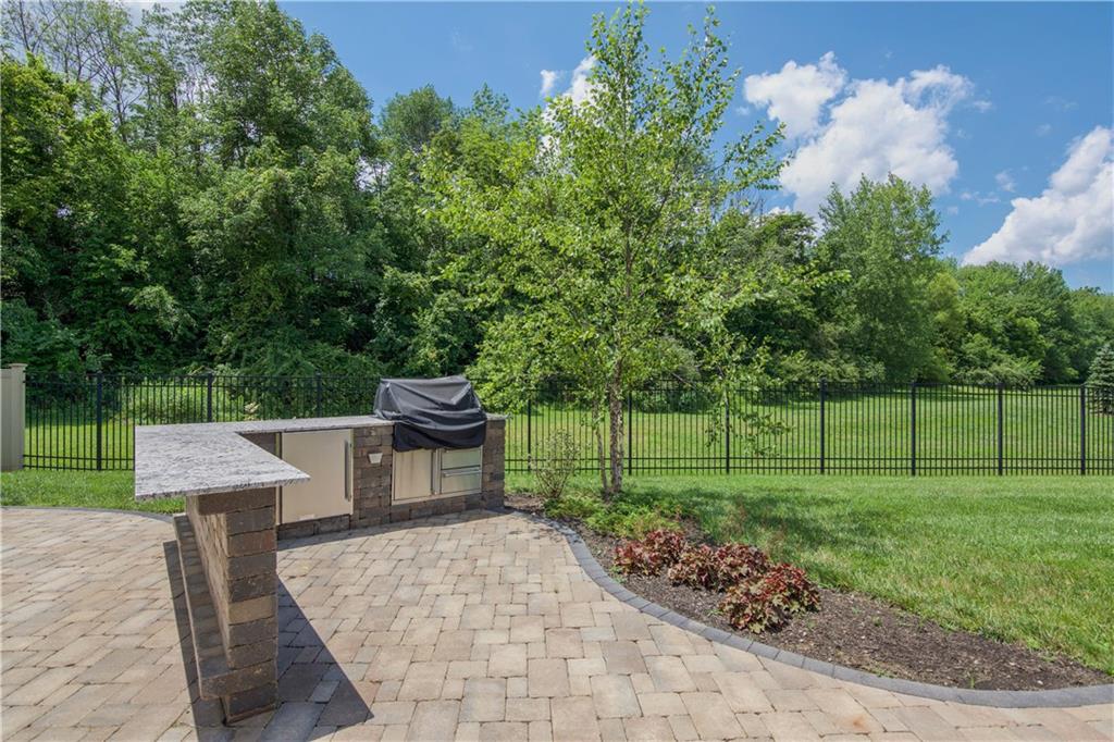 2260 West Carr Hill Road Columbus, IN 47201 - Photo 34 of 35 Gallery Image 34