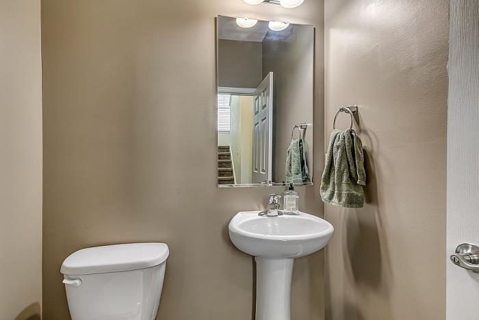 8201 Ruddock Place Hayes, VA 23072 - Photo 11 of 40