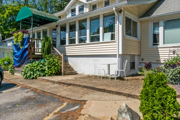 $1,200,000 | 369 Main Street, Unit 2, Ogunquit, ME 03907