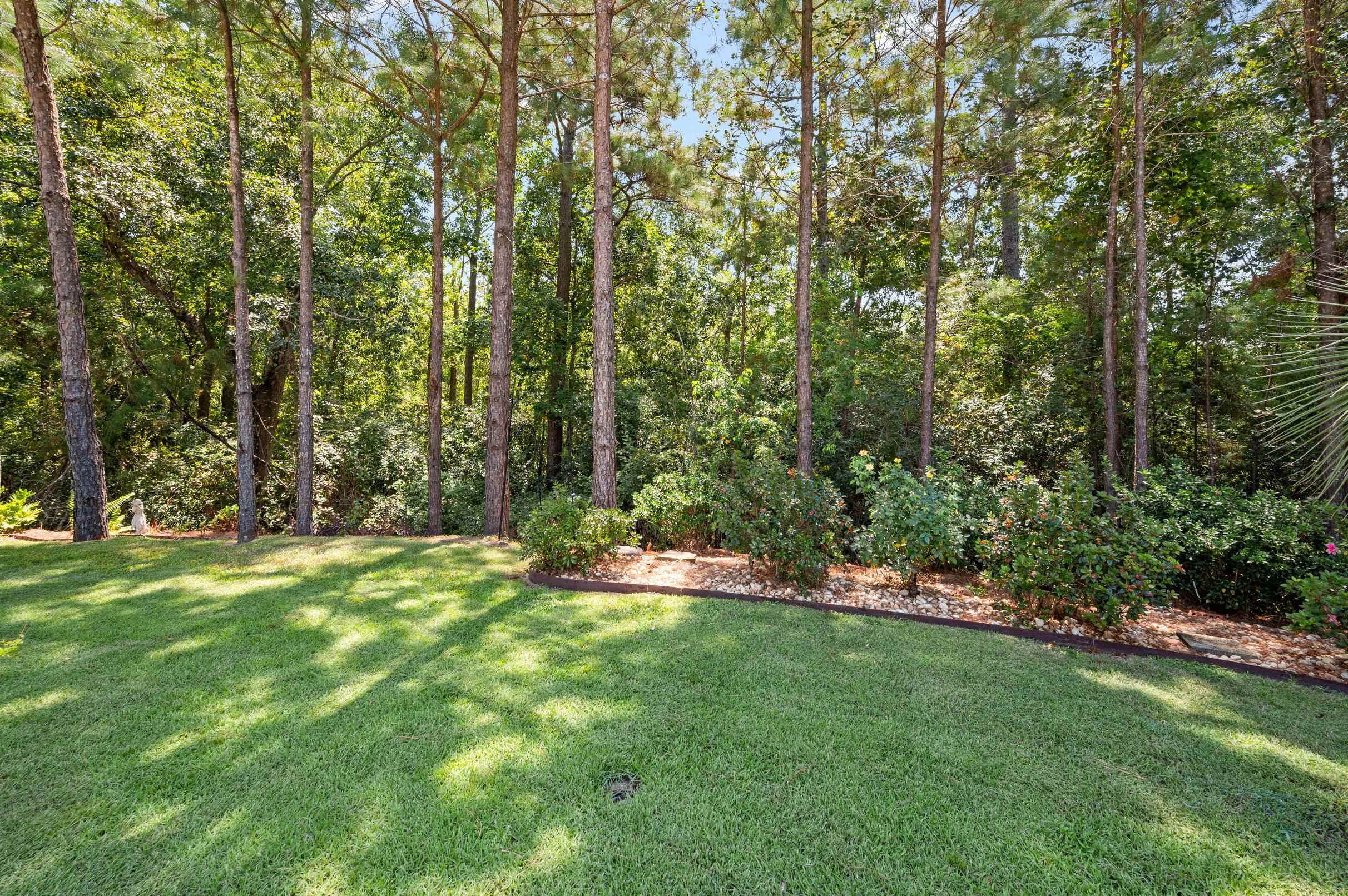 11881 Gateway Drive Elberta, AL 36530 - Photo 29 of 43 Outdoor views
