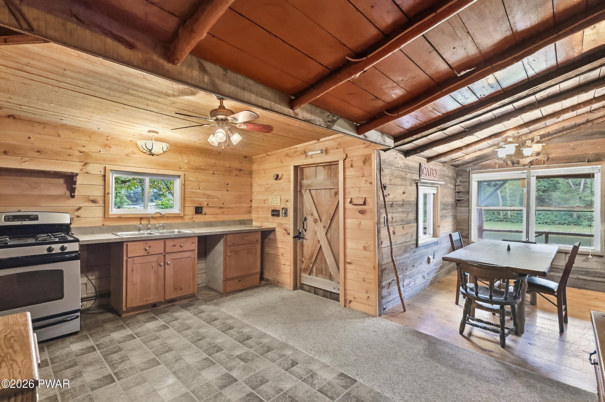 2861 River Road Damascus, PA 18415 - Photo 8 of 44 Gallery Image 8
