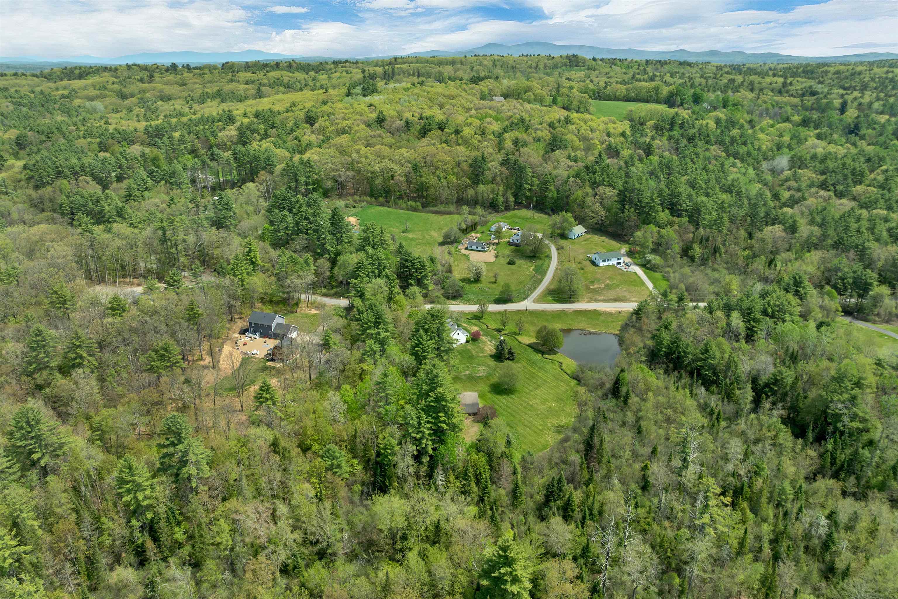 145 Turnpike Road Northfield, NH 03276 - Photo 28 of 58