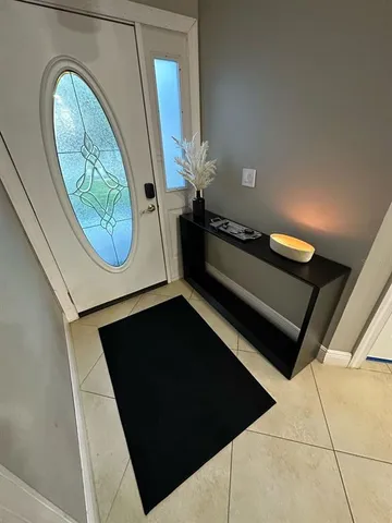 $2,800 | 8127 Lesia Circle, Orlando, FL 32835