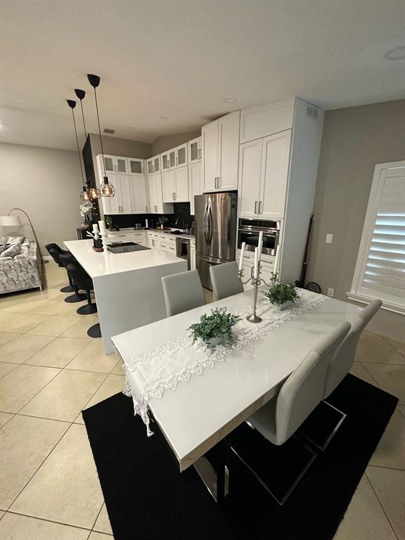 8127 Lesia Circle Orlando, FL 32835 - Photo 3 of 21