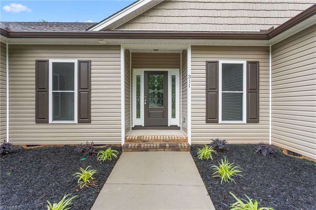 311 Marigold Lane Lexington, NC 27292 - Photo 2 of 48 New Construction