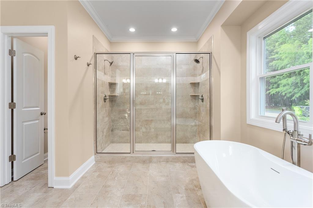 311 Marigold Lane Lexington, NC 27292 - Photo 23 of 48 dual, tile shower and water closet