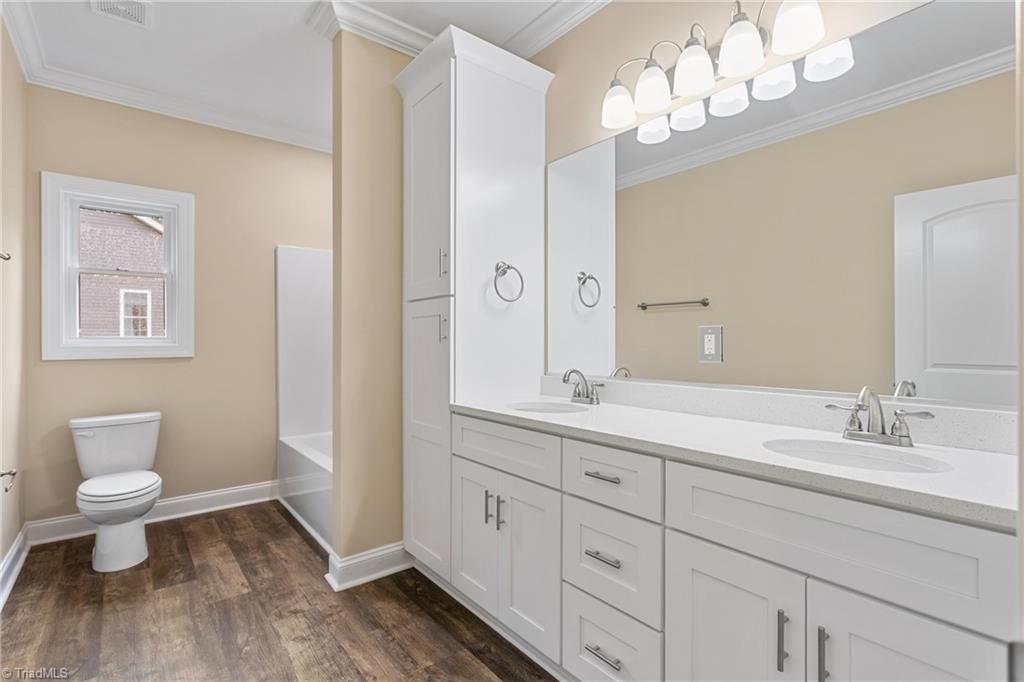 311 Marigold Lane Lexington, NC 27292 - Photo 29 of 48 huge secondary full bath with lots of storage space