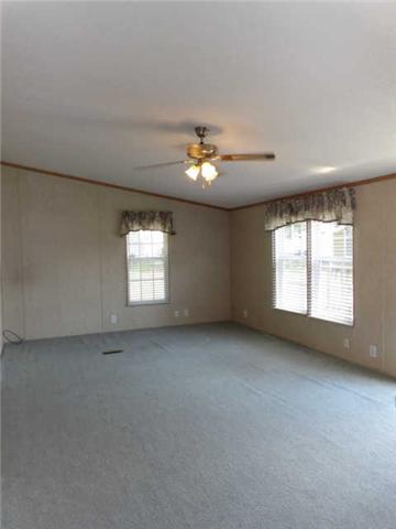105 Blue Road Dickson, TN 37055 - Photo 8 of 18 Gallery Image 8