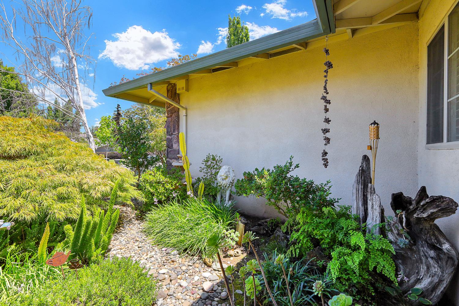 1213 Gary Way Carmichael, CA 95608 - Photo 50 of 51