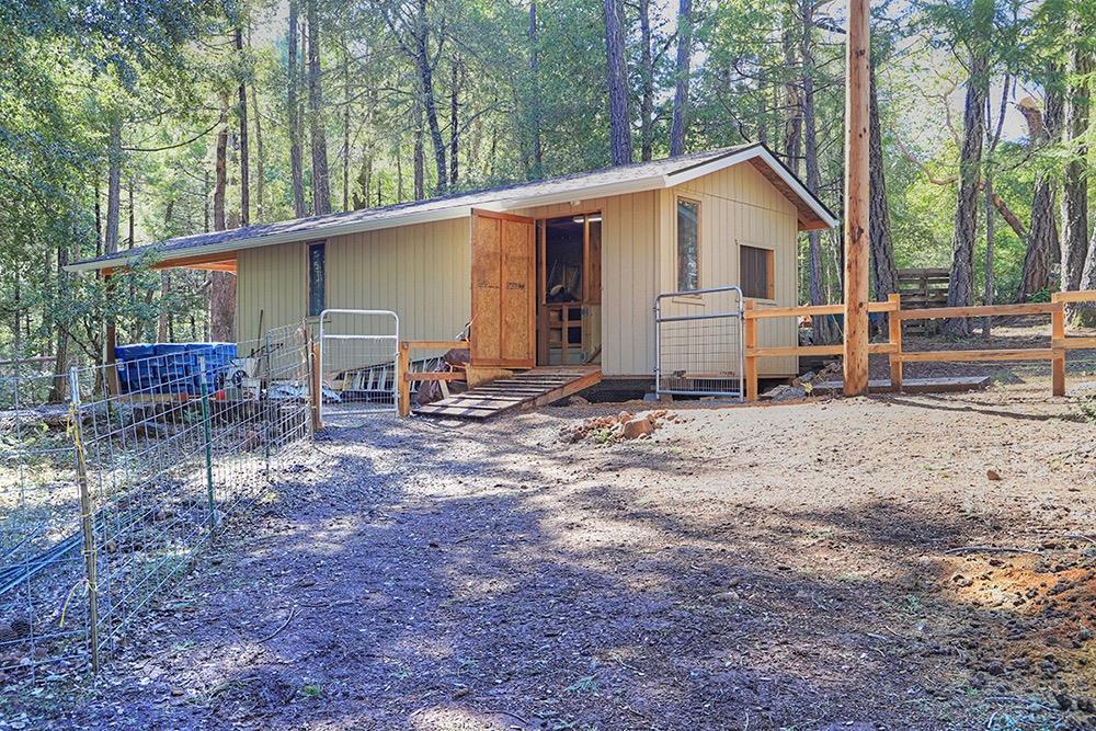 3815 East Fork Road Williams, OR 97544 - Photo 15 of 21 Additional Photo
