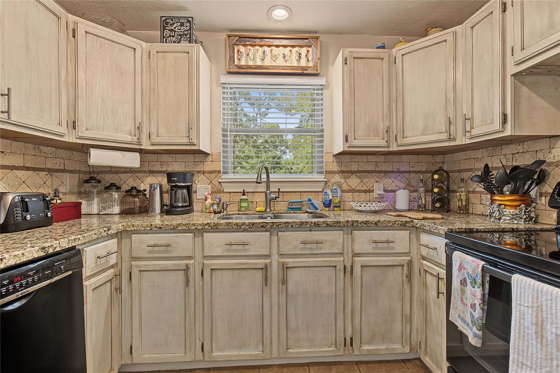 6 Pinedale Subdivision Road Huntsville, TX 77320 - Photo 9 of 29 Gallery Image 9