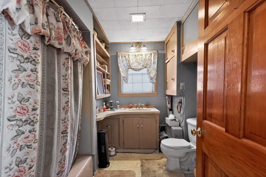 227 East Main Street Middleboro, MA 02346 - Photo 13 of 21