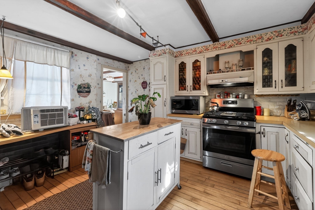 227 East Main Street Middleboro, MA 02346 - Photo 5 of 21