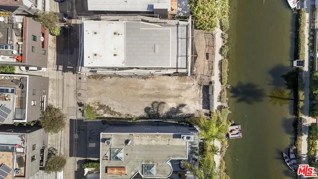 a close up of a storage