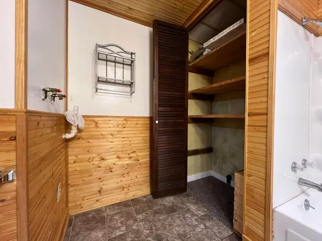 $999 | 614 St Claire Street, Ashland, WI 54806