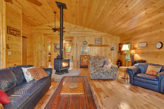 $375,000 | 785 Chestnut Mountain Road, Reliance, TN 37369