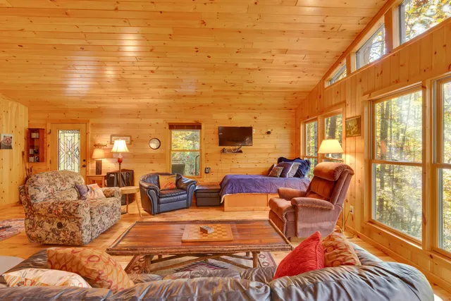 $375,000 | 785 Chestnut Mountain Road, Reliance, TN 37369