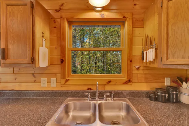 $375,000 | 785 Chestnut Mountain Road, Reliance, TN 37369