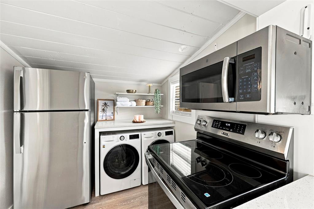 15424 2nd Street East Madeira Beach, FL 33708 - Photo 19 of 69 Gallery Image 19