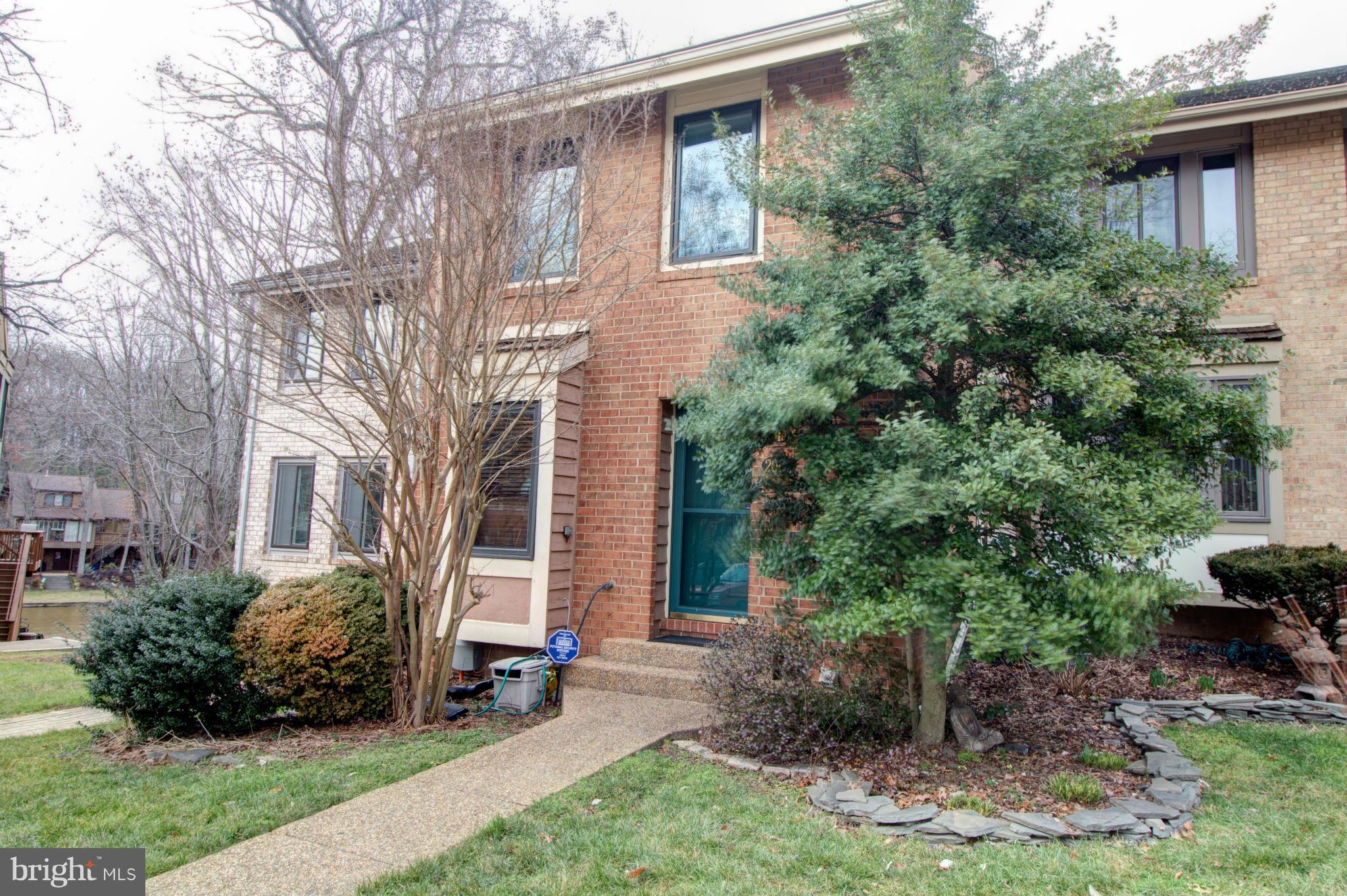 2003 Swans Neck Way Reston, VA 20191 - Photo 2 of 10 Exterior (Front)