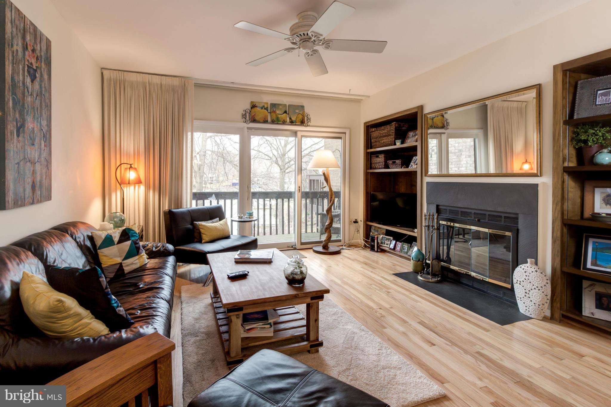 2003 Swans Neck Way Reston, VA 20191 - Photo 5 of 10 Living Room