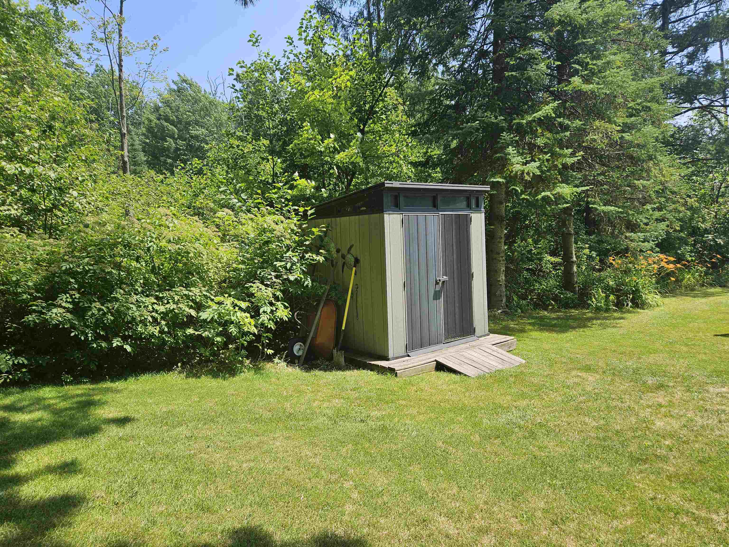 928 Hammond Road Harrison, MI 48625 - Photo 44 of 50