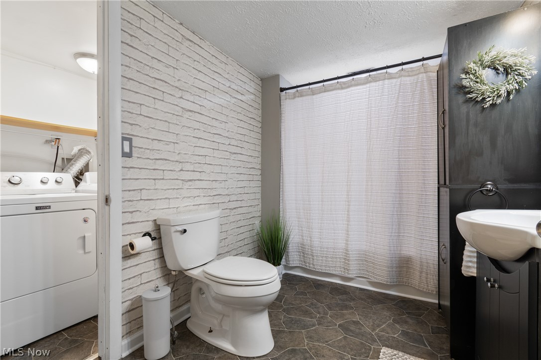 2245 Lake Road Akron, OH 44312 - Photo 20 of 36 Gallery Image 20
