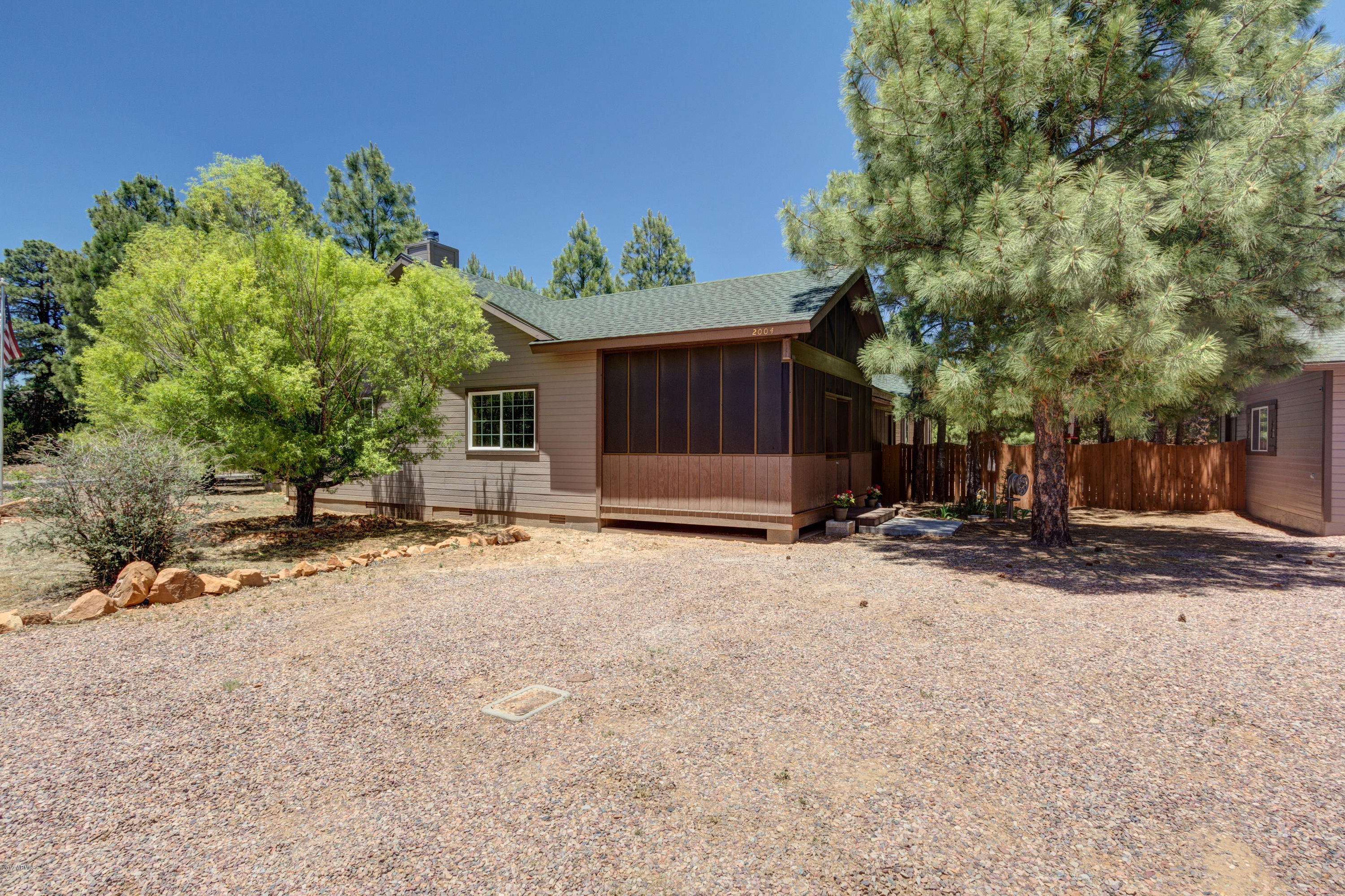 2004 Christmas Pine Road Overgaard, AZ 85933 - Photo 51 of 75 full-13