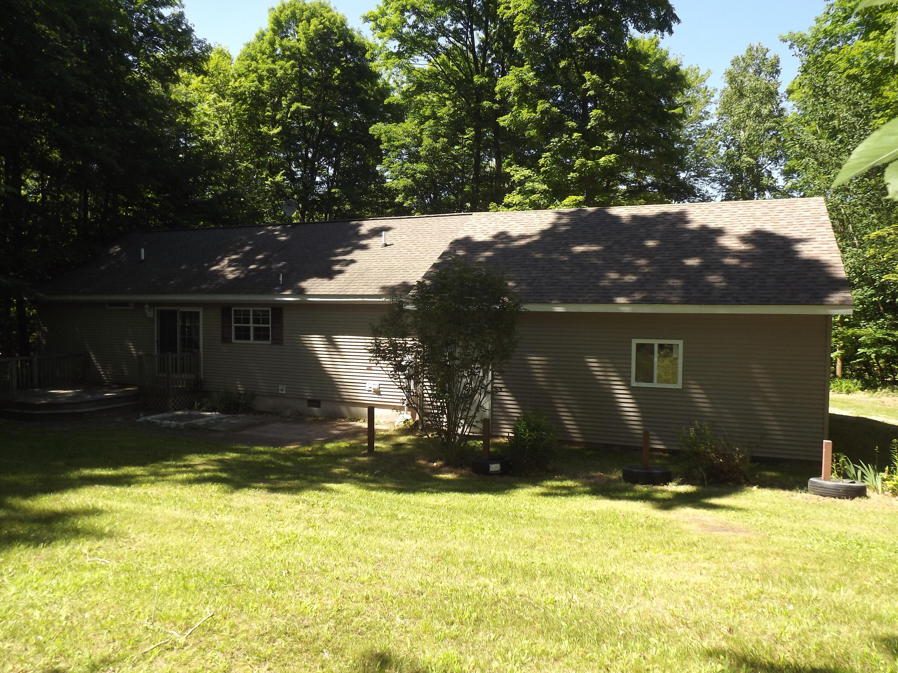 8406 Ridgeview Drive Cheboygan, MI 49721 - Photo 5 of 34 Gallery Image 5