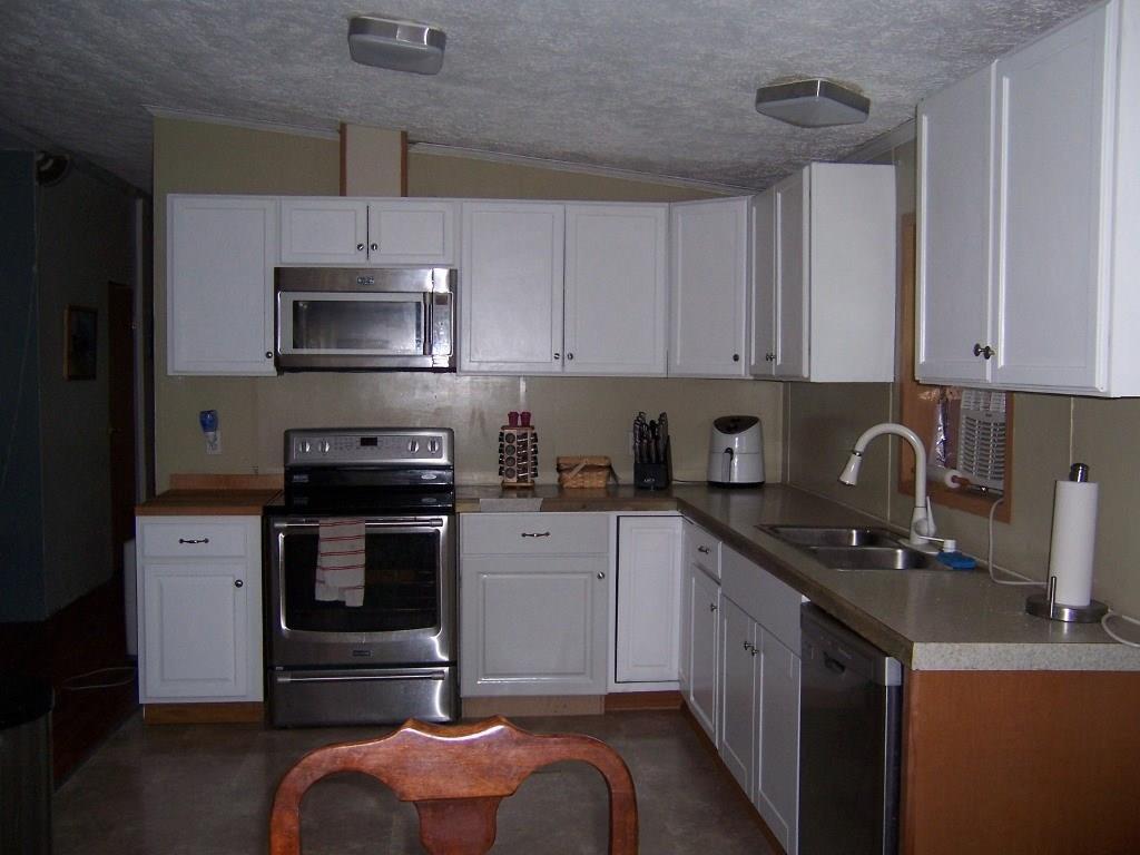 5 Charles Terrace Waterville, ME 04901 - Photo 4 of 24 Photo