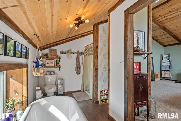 $525,000 | 518 South Anderson Street, Taylorville, IL 62568