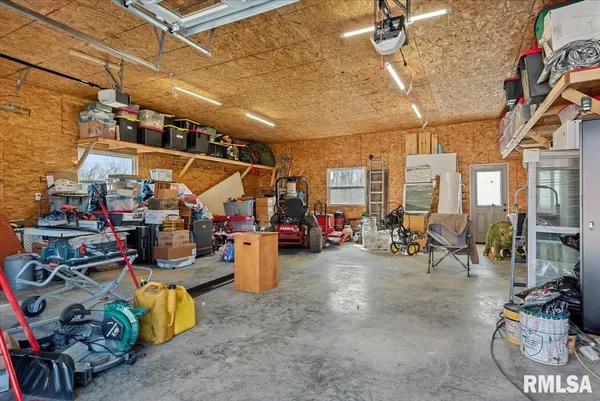 $525,000 | 518 South Anderson Street, Taylorville, IL 62568