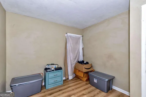 a bathroom with a toilet
