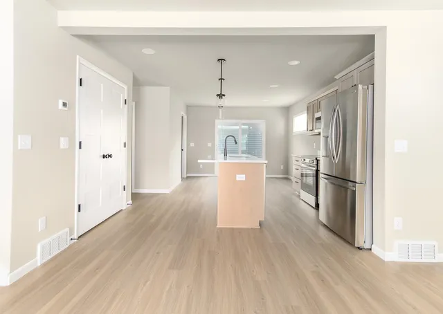 $444,900 | 815 Indigo Lane, Waunakee, WI 53597