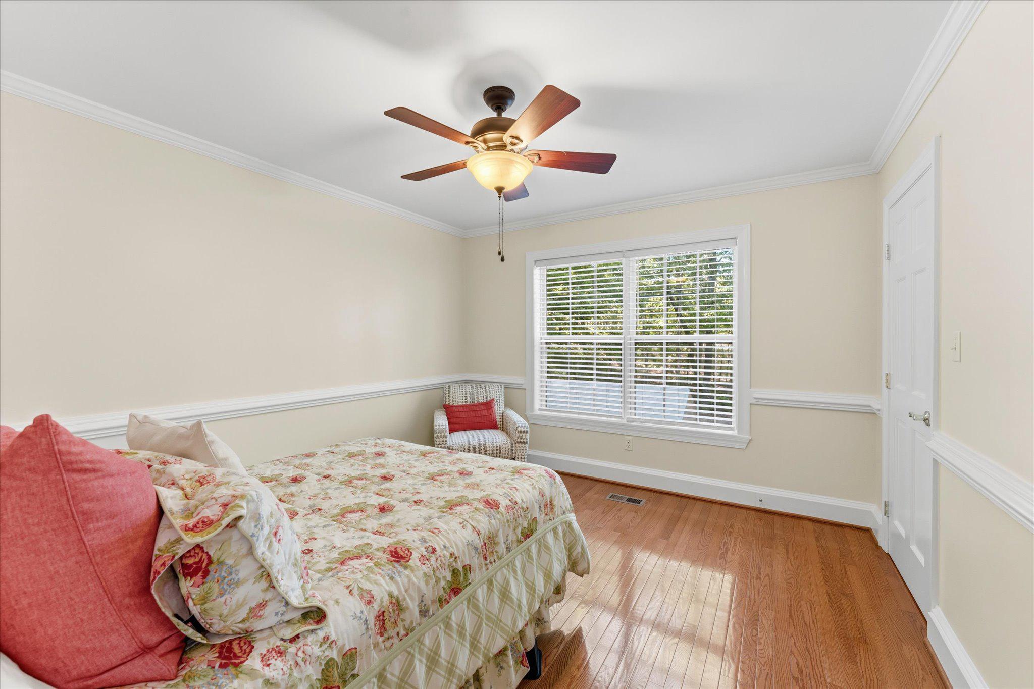 3800 Mountain Road Haymarket, VA 20169 - Photo 44 of 73 Bedroom - main level.