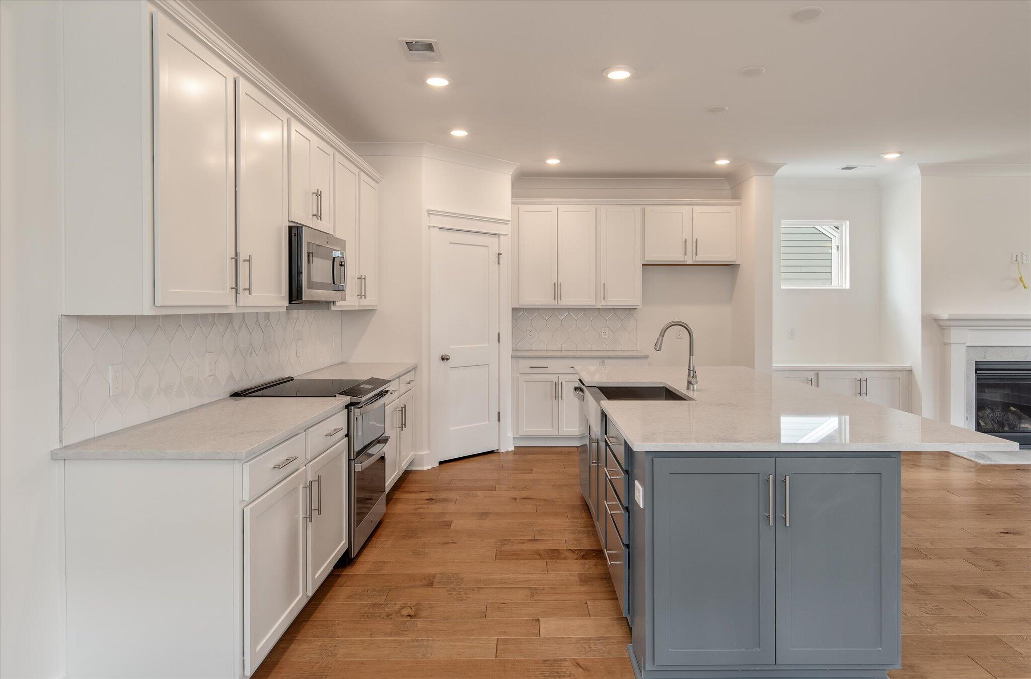 111 Hewitt Street Summerville, SC 29486 - Photo 13 of 36 Kitchen